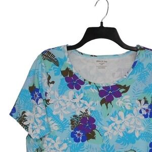White‎ Stag Top Womens Size XXL 2XL Blue Multi Short Sleeve Floral Print T-Shirt